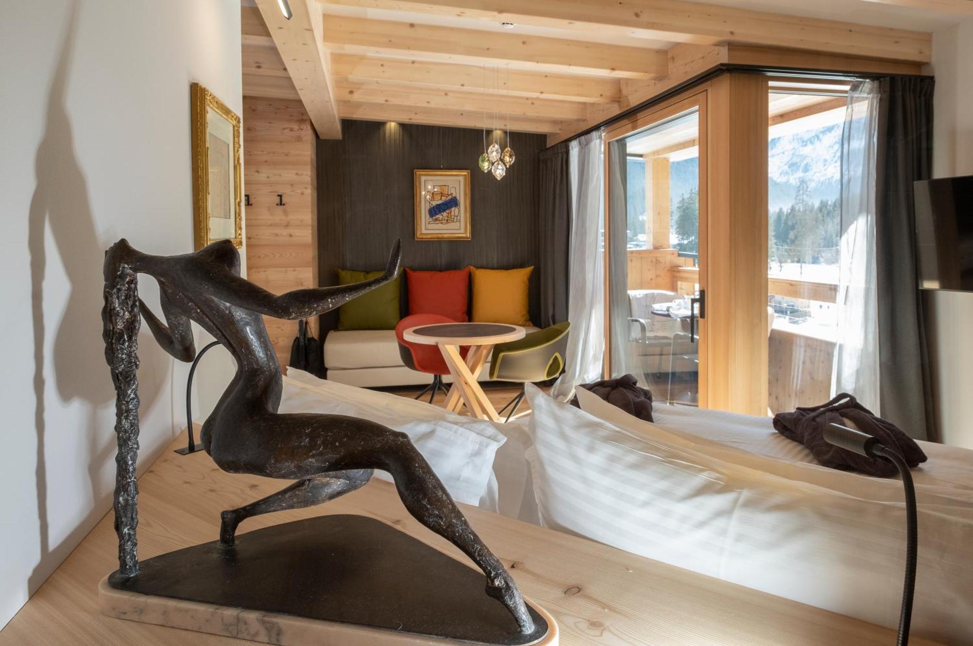 Locanda Degli Artisti Art Hotel Canazei Ngoại thất bức ảnh