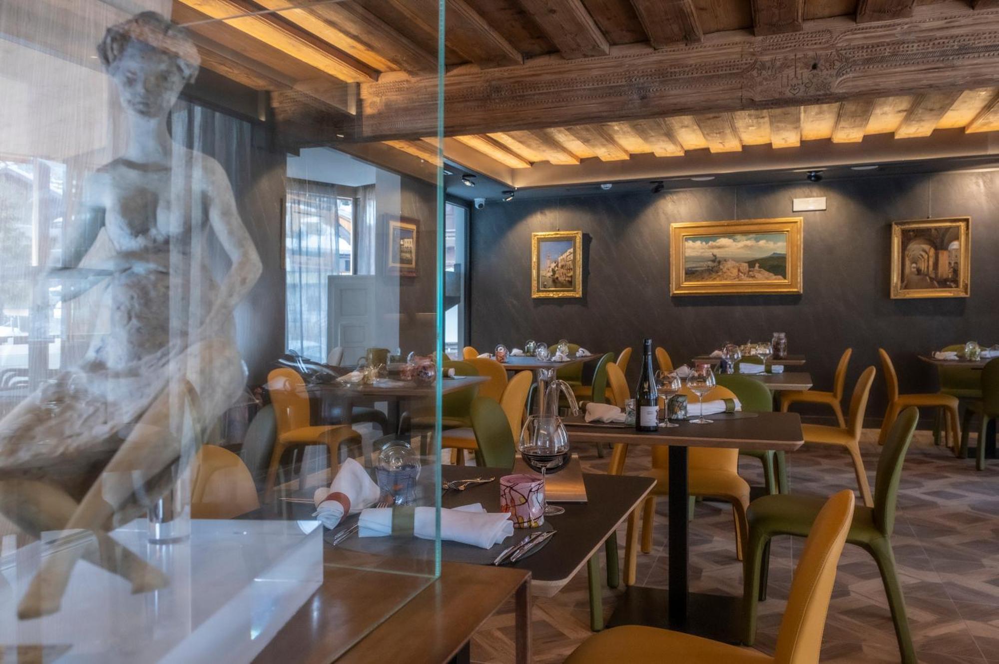 Locanda Degli Artisti Art Hotel Canazei Ngoại thất bức ảnh